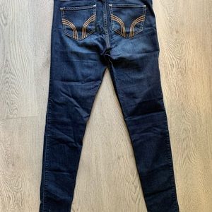 Hollister dark skinny jeans